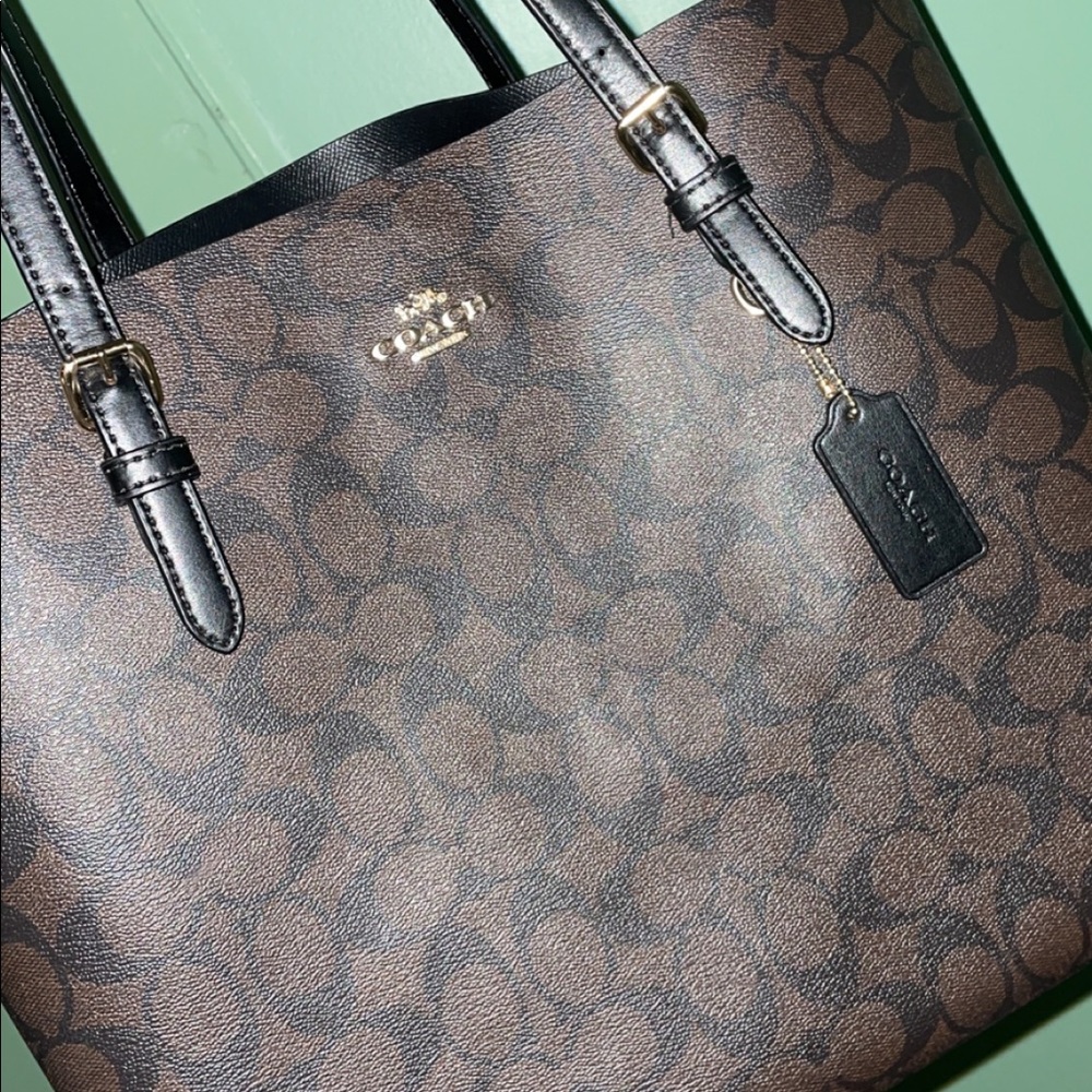 Oversized coach bag